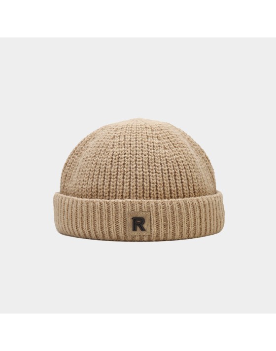 New stylish and comfortable knitted hat