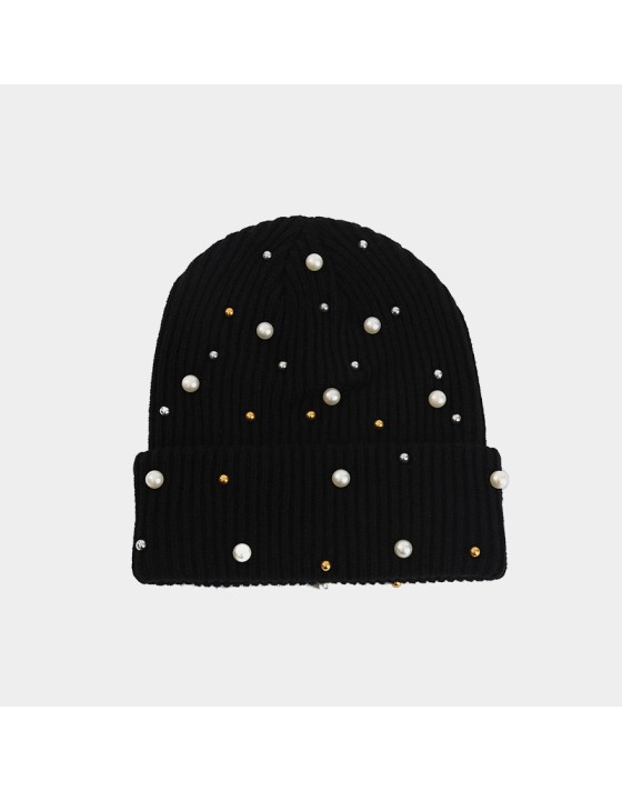 Luxurious pearl-embellished knitted hat